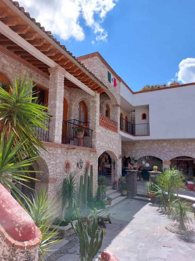 Hotel Casa Caro Bernal Exterior photo